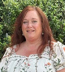 Lisa Reardon, LCSW headshot